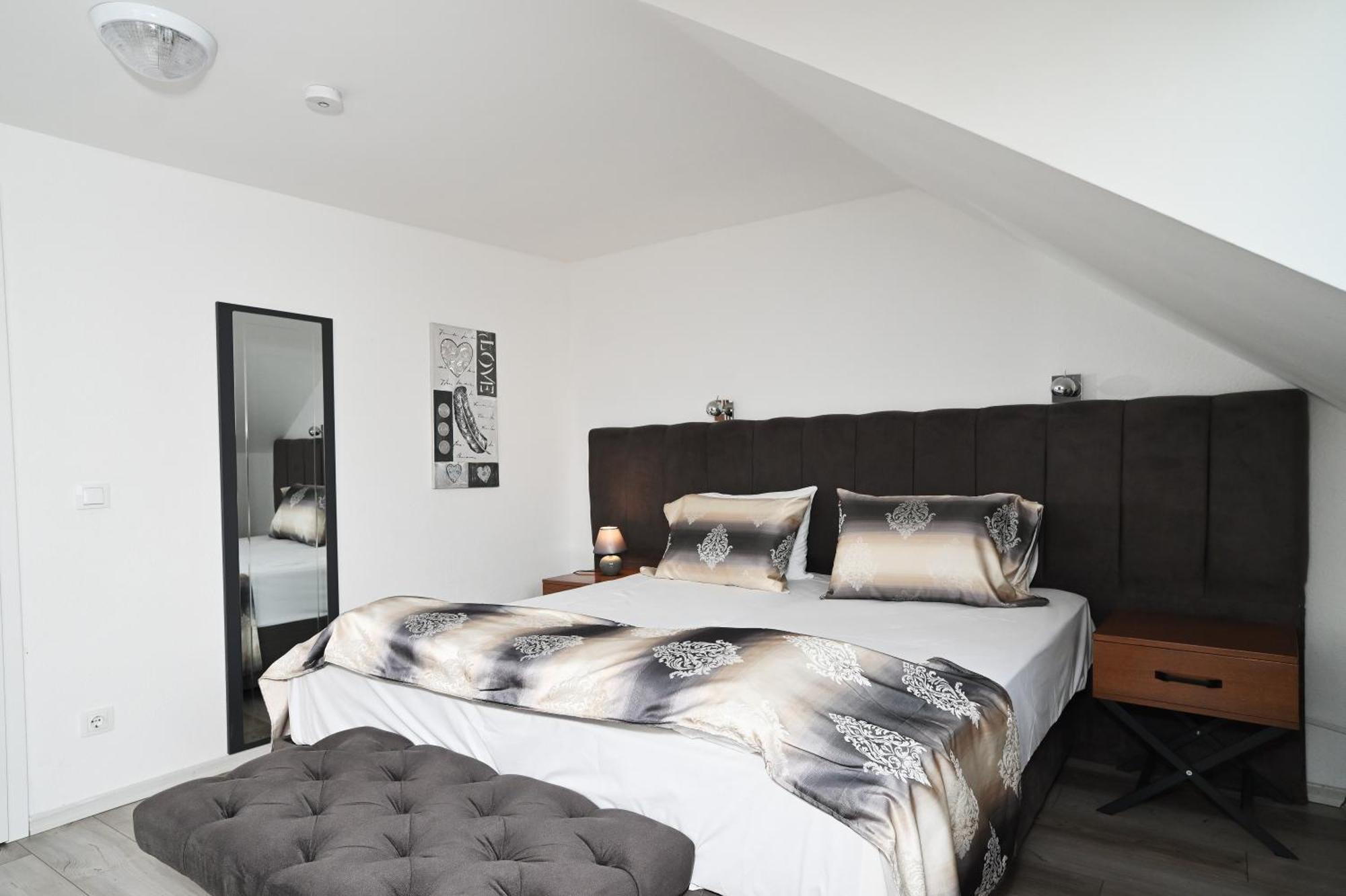 أوبيرهاوزين Ferienwohnung&Aparts By Kispet Group Hotels In Oberhausen المظهر الخارجي الصورة